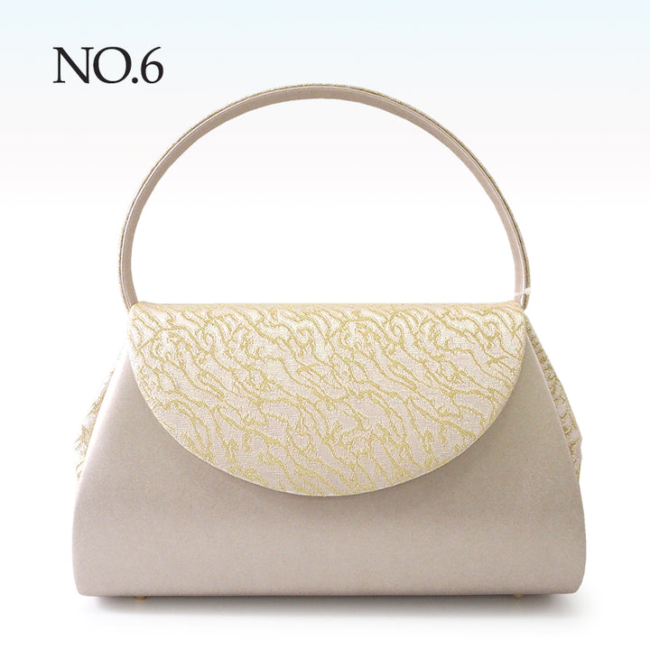 A SET of Robe De'collete'e formal ZORI（sandals）for traditional attire and a bag for TEA ceremony【GOLD】