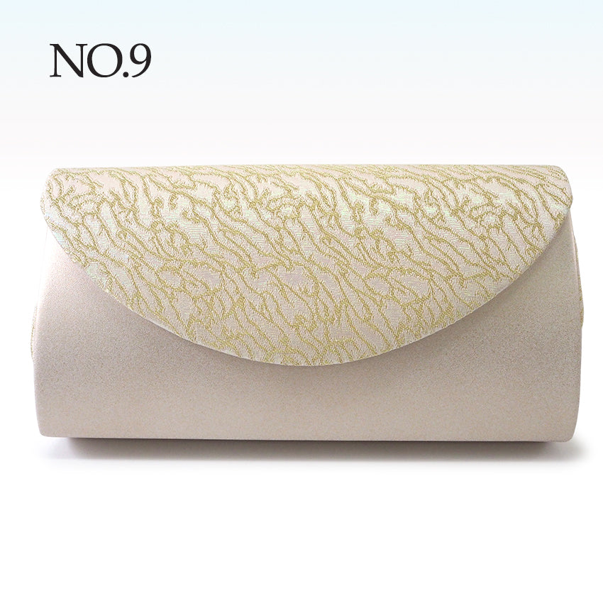 A SET of Robe De'collete'e formal ZORI（sandals）for traditional attire and a bag for TEA ceremony【GOLD】