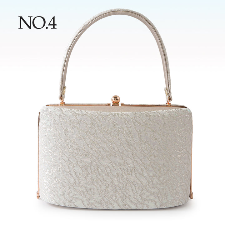 A SET of Robe De'collete'e formal ZORI（sandals）for traditional attire and a bag for TEA ceremony【Silver】