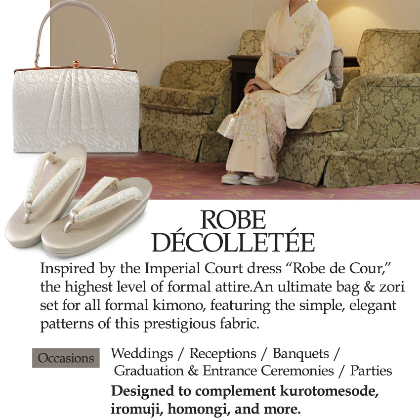 A SET of Robe De'collete'e formal ZORI（sandals）for traditional attire and a bag for TEA ceremony【Silver】