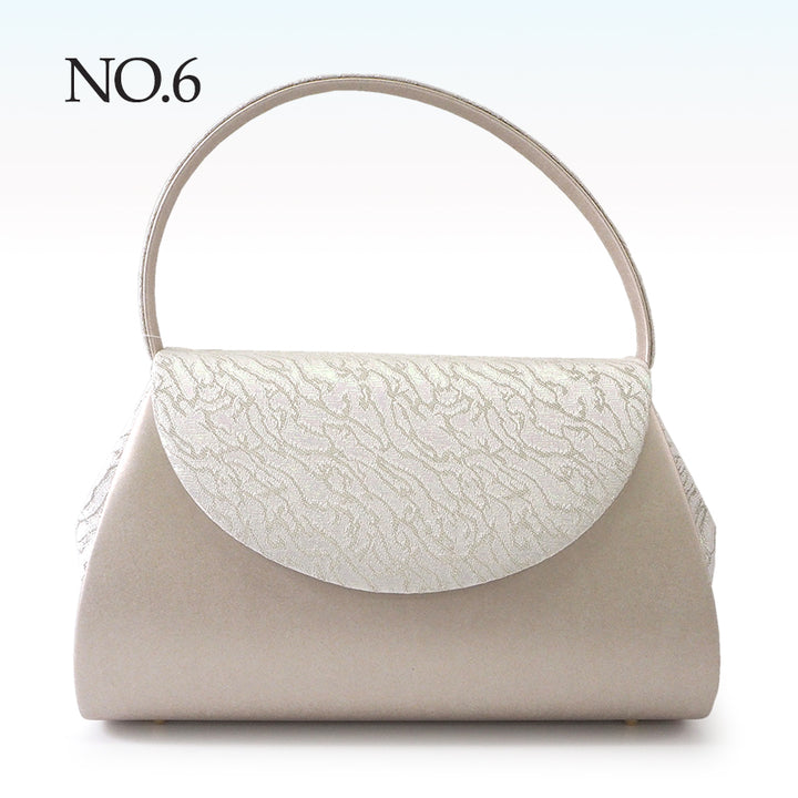 A SET of Robe De'collete'e formal ZORI（sandals）for traditional attire and a bag for TEA ceremony【Silver】