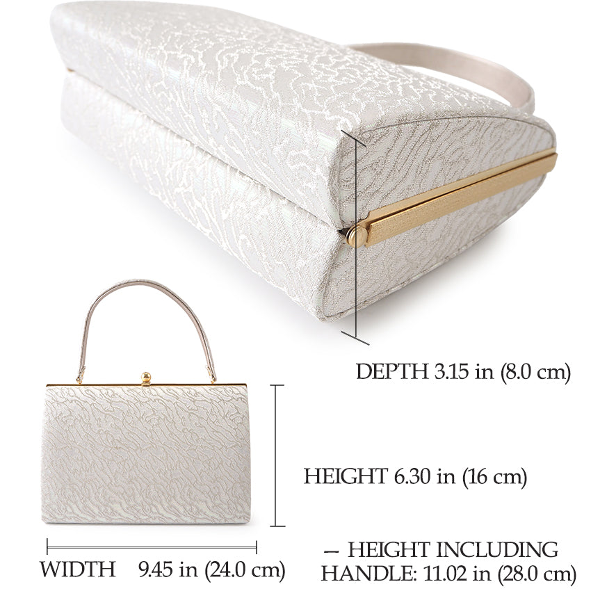 A SET of Robe De'collete'e formal ZORI（sandals）for traditional attire and a bag for TEA ceremony【Silver】