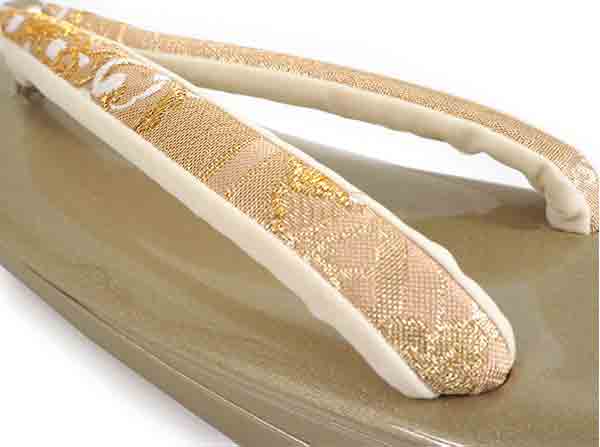 Formal Zori Sandals and Bag Set for TEA ceremony【Gold base with floral crest and hanabishi patterns / rectangle / ONE-SIZE】