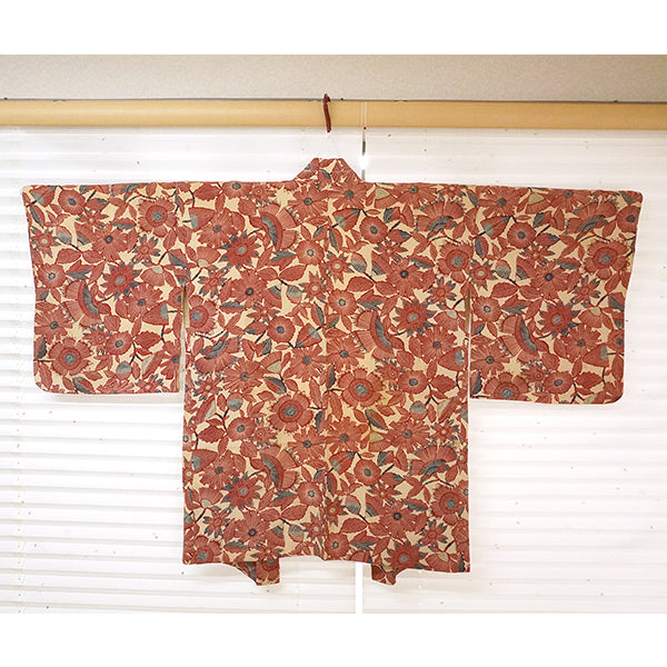 Vintage Haori Kimono Jacket Silk,Beige base, Elegant Floral Pattern