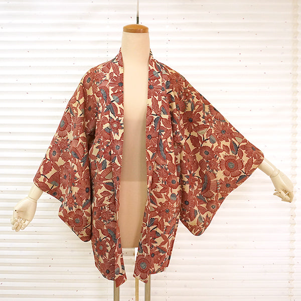 Vintage Haori Kimono Jacket Silk,Beige base, Elegant Floral Pattern