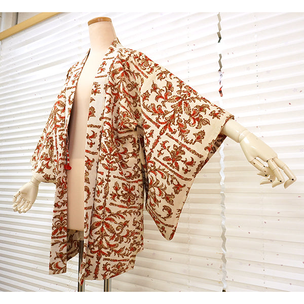 Vintage Haori Kimono Jacket Silk, Ivory base, Botanical Design