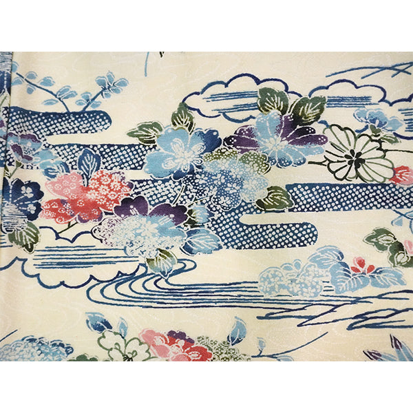 Vintage Haori Kimono Jacket Silk, Ivory Beige base, Clouds, Flowing Water, Maple Leaves & Mist Patterns