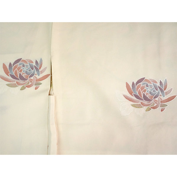 Vintage Haori Kimono Jacket Silk, Ivory Beige base,Chrysanthemums