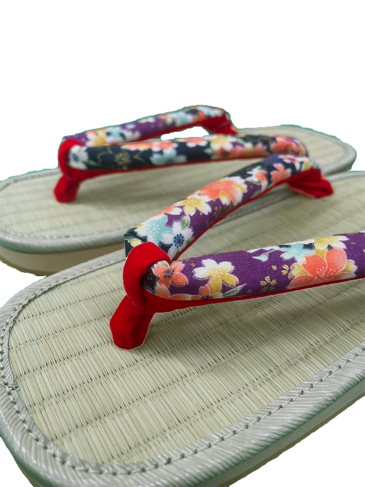 Woman's Tatami setta sandals : Purple Flowers