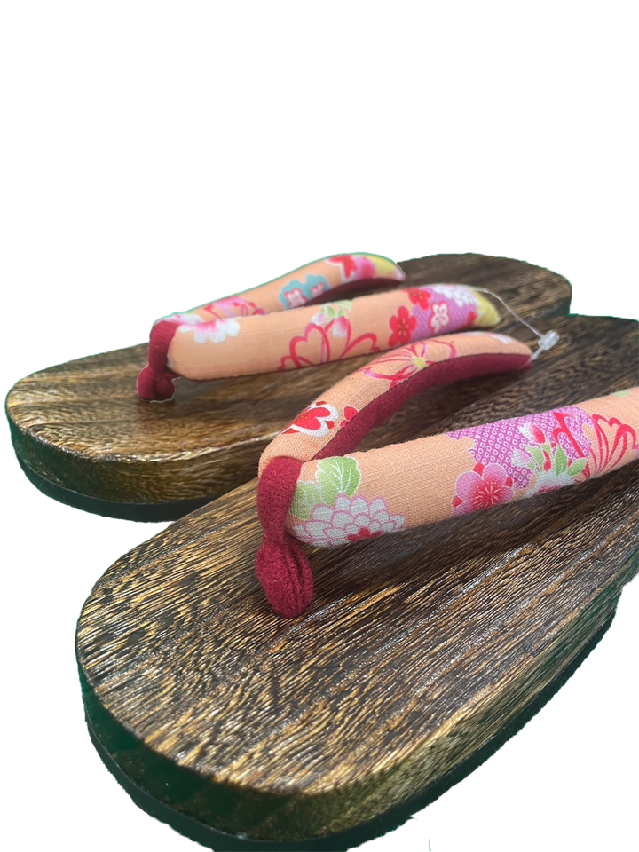 Woman's Wooden Geta Sandals : Pink, Red Pink plums & Brown sole