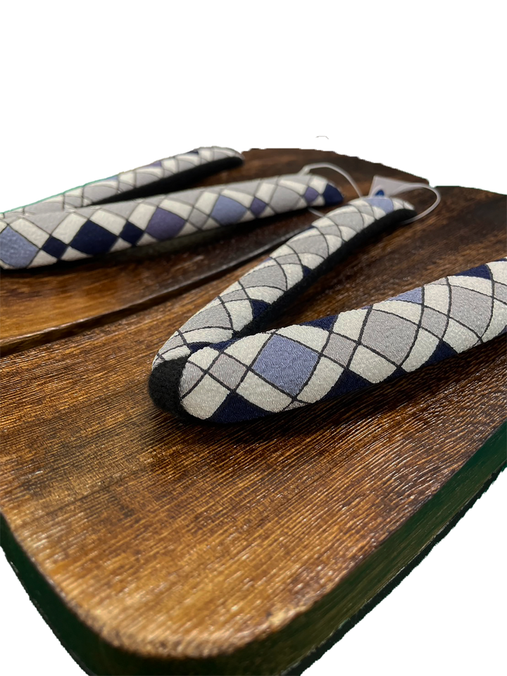 Men's Wooden Geta Sandals : Blue Diamond pattern