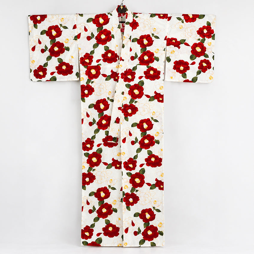 Plus‑Size Women's Cotton Yukata (3L/4L/5L), Casual Summer Kimono – Light Beige with Red Camellia Pattern