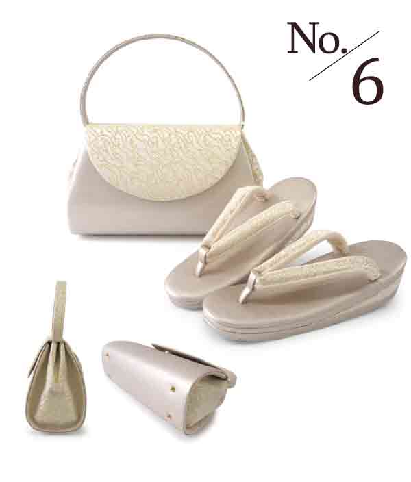 A SET of Robe De'collete'e formal ZORI（sandals）for traditional attire and a bag for TEA ceremony【Silver】