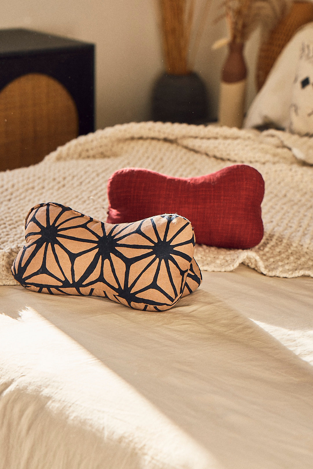 Compact Dual Role Pillow Cushion