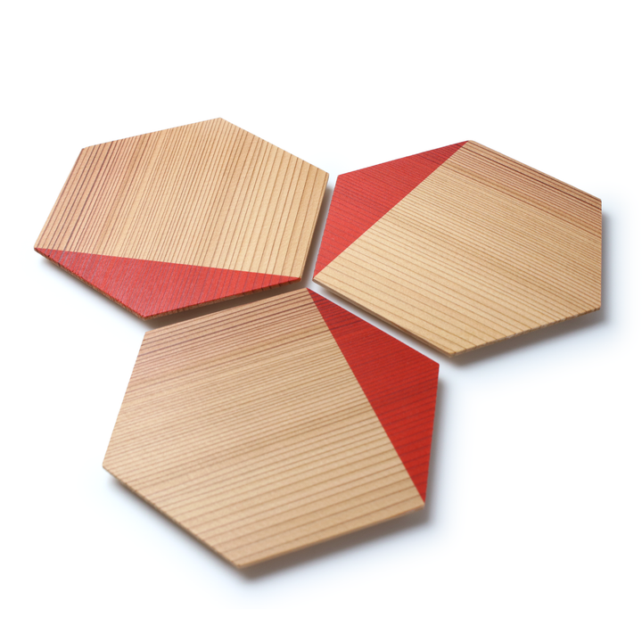 Woodcraft Cedar Hexagon Plate set of 3 Red