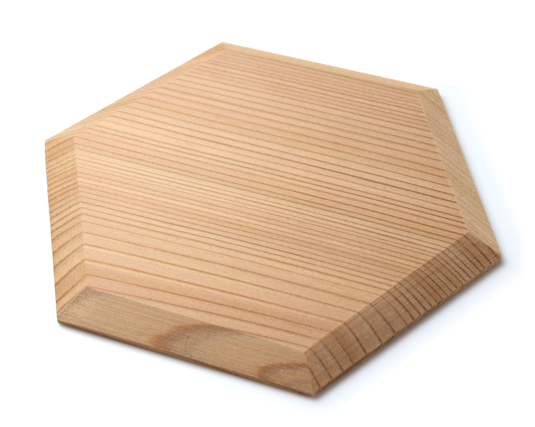 Woodcraft Cedar Hexagon Plate set of 3 Red