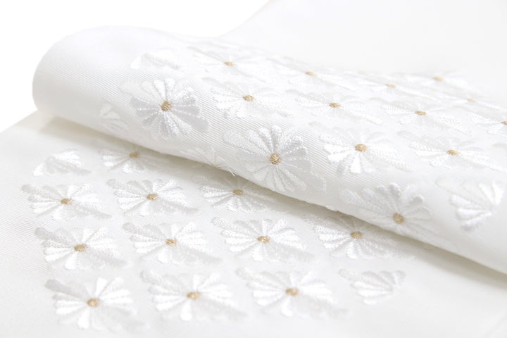 Japanese Kimono Haneri Collar- Flower Diamond Embroidery